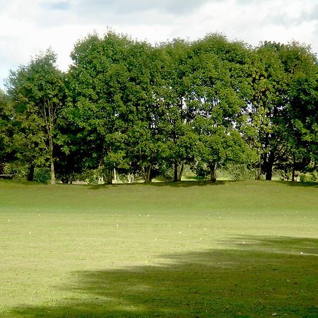 Residence Vtf Les Allees Du Green Levernois Dış mekan fotoğraf