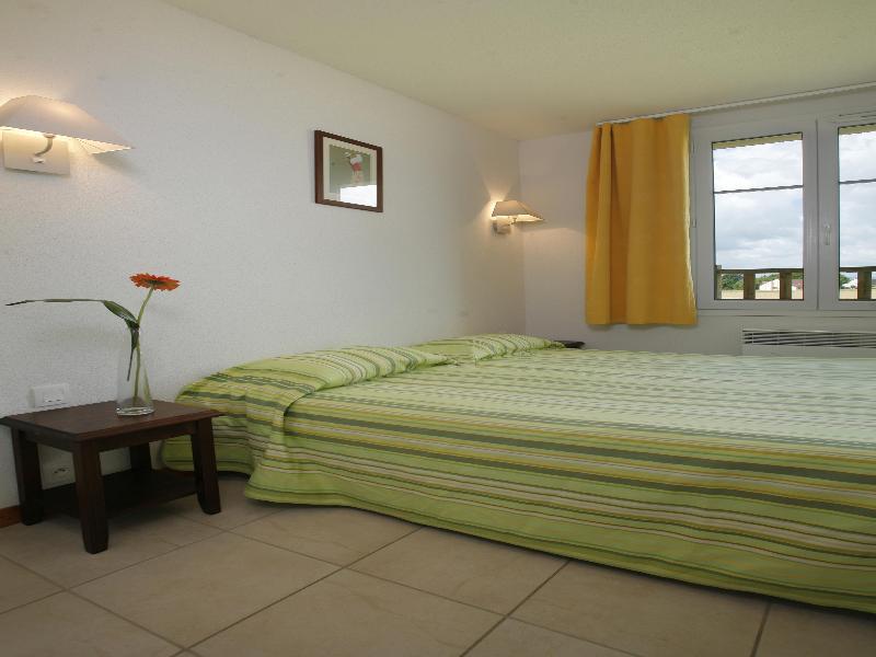 Residence Vtf Les Allees Du Green Levernois Dış mekan fotoğraf